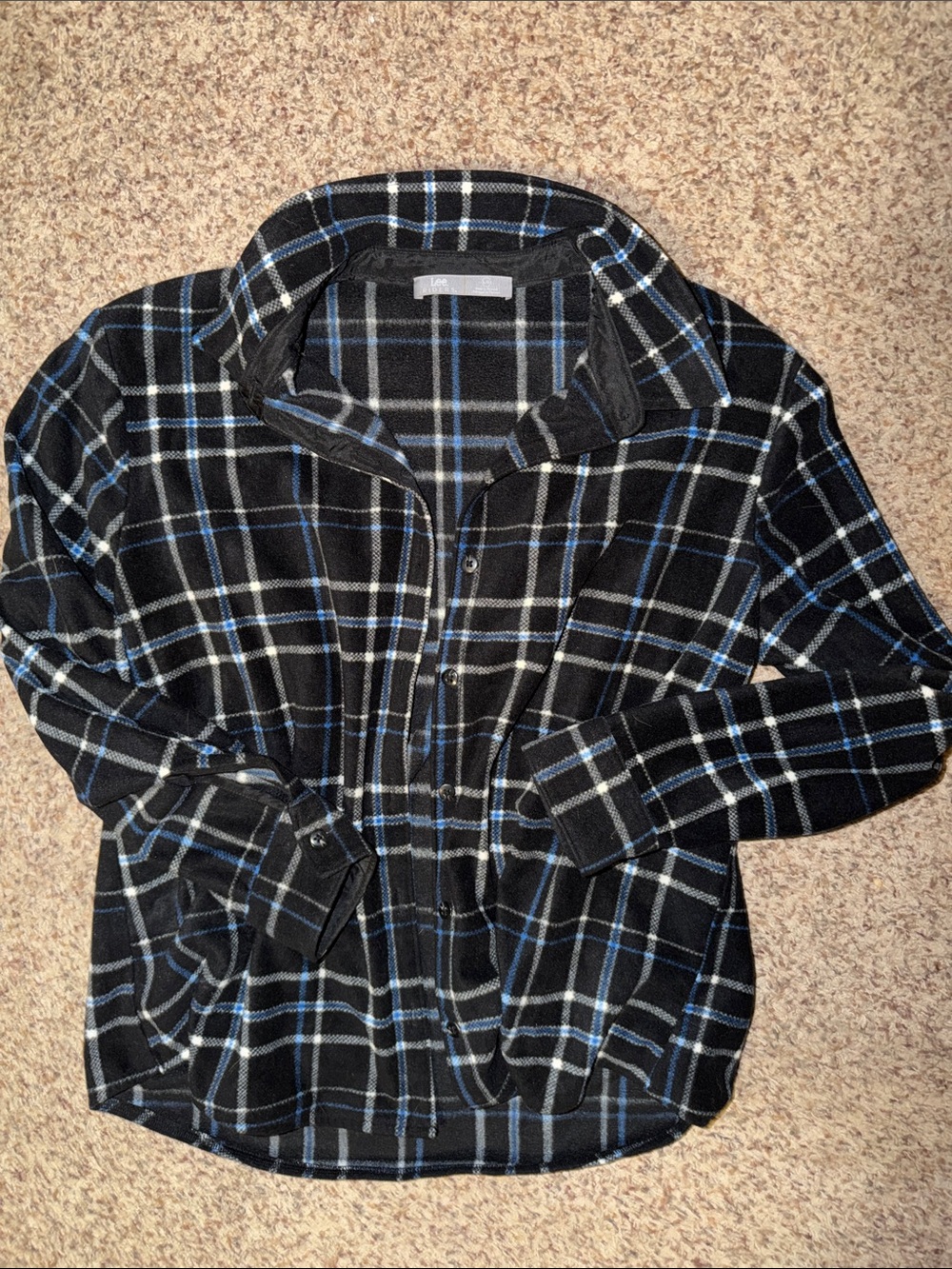 Lee Riders xl super soft Black Plaid Button-Up Shirt with Blue Accents